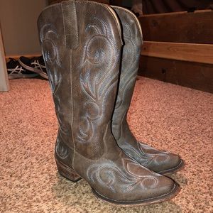 Roper point toe boots